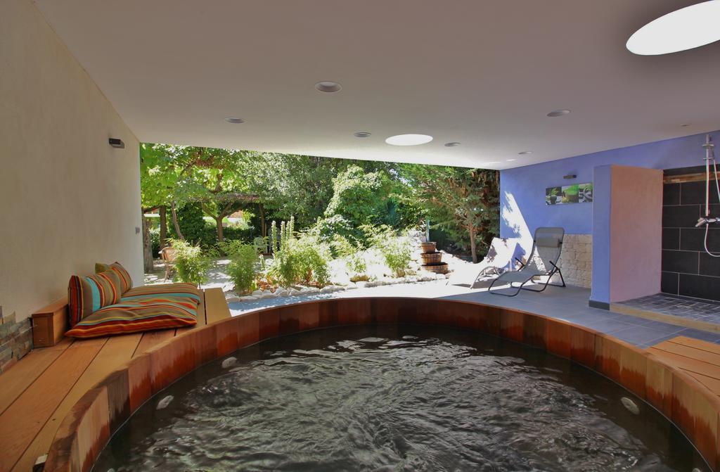 Hotel La Caravelle นียงส์ ภายนอก รูปภาพ